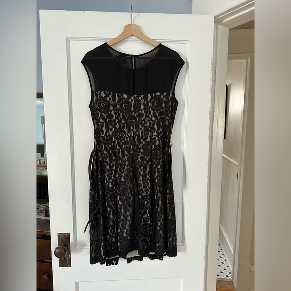 Classic, LBD, little black lace dress, with belt, and lingerie lined look. - Picture 2 of 6